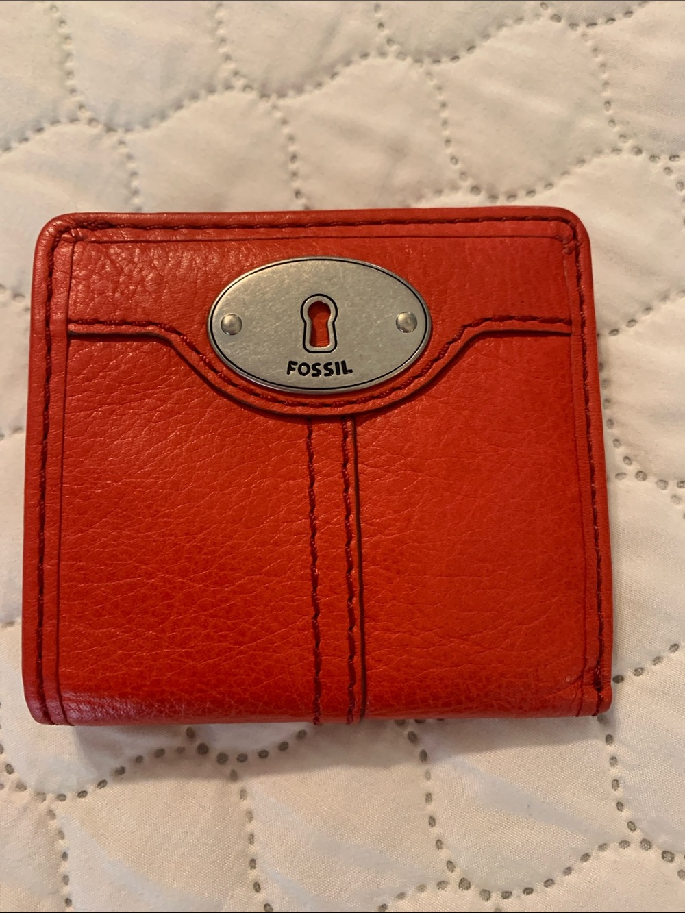 Fossil Orange-Red Leather Compact Bifold Wallet